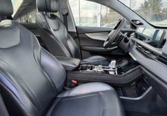 Подержанный автомобиль Chery Tiggo 8 Pro Max 2022 года (9 фото)