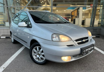 Подержанный автомобиль Chevrolet Rezzo 2008 года (3 фото)