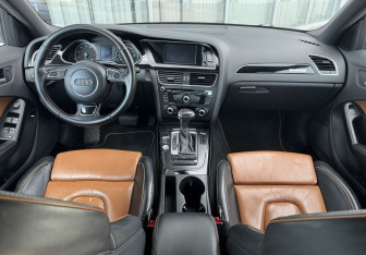 Подержанный автомобиль Audi A4 Sedan 2013 года (9 фото)