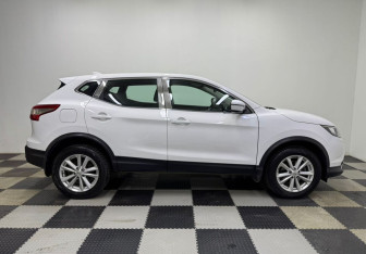 Подержанный автомобиль Nissan Qashqai 2017 года (4 фото)