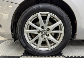 Подержанный автомобиль Ford Focus Sedan 2008 года (12 фото)