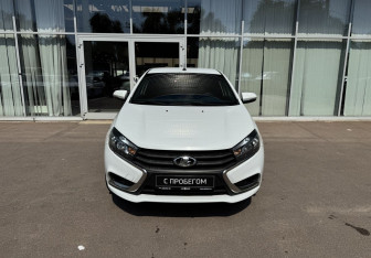 Подержанный автомобиль LADA (ВАЗ) Vesta Sedan 2018 года (2 фото)
