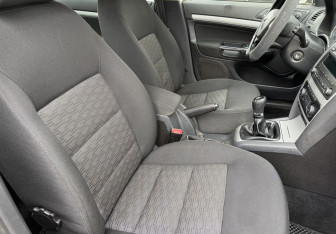 Подержанный автомобиль Skoda Octavia Liftback 2012 года (10 фото)