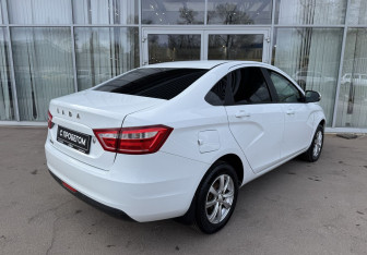 Подержанный автомобиль LADA (ВАЗ) Vesta Sedan 2016 года (5 фото)