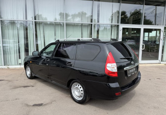 Подержанный автомобиль LADA (ВАЗ) Priora Wagon 2013 года (7 фото)