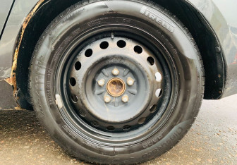 Подержанный автомобиль Mazda 3 Sedan 2006 года (12 фото)