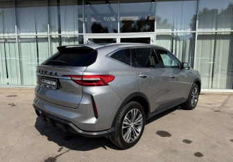 Подержанный автомобиль Haval F7 2024 года (5 фото)