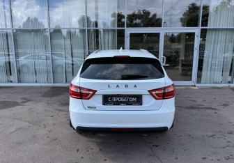 Подержанный автомобиль LADA (ВАЗ) Vesta Wagon 2019 года (6 фото)