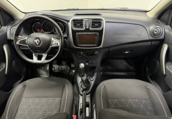 Подержанный автомобиль Renault Logan Sedan 2020 года (10 фото)
