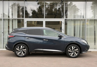 Подержанный автомобиль Nissan Murano Suv 2018 года (4 фото)