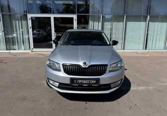 Подержанный автомобиль Skoda Octavia Liftback 2017 года (2 фото)