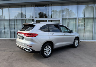 Подержанный автомобиль Haval M6 2023 года (5 фото)
