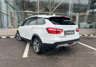 Подержанный автомобиль LADA (ВАЗ) Vesta Wagon 2019 года (5 фото)