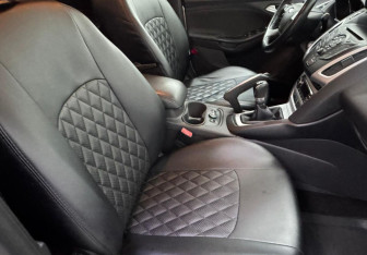 Подержанный автомобиль Ford Focus Sedan 2012 года (9 фото)