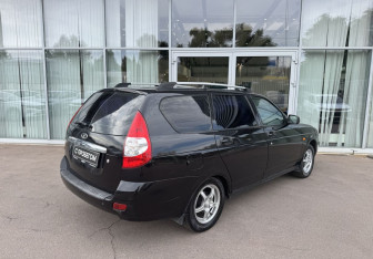 Подержанный автомобиль LADA (ВАЗ) Priora Wagon 2010 года (5 фото)