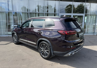Подержанный автомобиль Chery Tiggo 8 Pro 2021 года (7 фото)