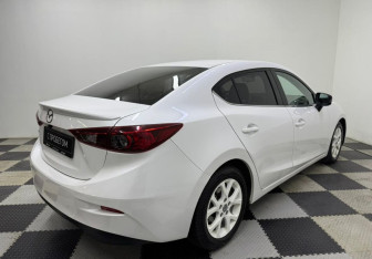 Подержанный автомобиль Mazda 3 Sedan 2014 года (5 фото)