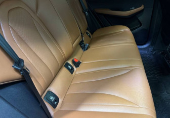 Подержанный автомобиль Omoda C5 2023 года (11 фото)