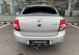 Подержанный автомобиль LADA (ВАЗ) Granta Sedan 2017 года (6 фото)