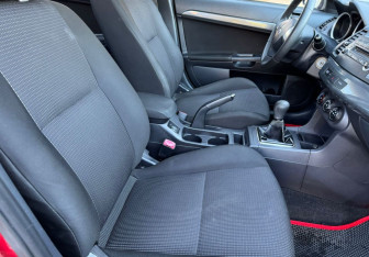 Подержанный автомобиль Mitsubishi Lancer Sedan 2008 года (9 фото)