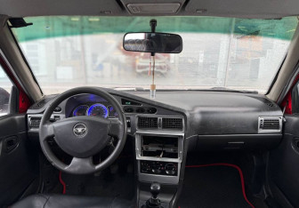 Подержанный автомобиль Daewoo Nexia Sedan 2011 года (9 фото)