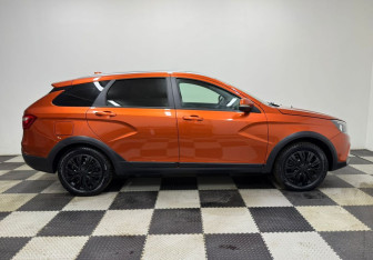 Подержанный автомобиль LADA (ВАЗ) Vesta Wagon 2018 года (4 фото)