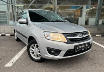 Подержанный автомобиль LADA (ВАЗ) Granta Sedan 2017 года (3 фото)