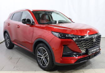 Подержанный автомобиль Changan CS55PLUS 2023 года (3 фото)