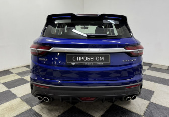 Подержанный автомобиль Geely Coolray 2022 года (6 фото)