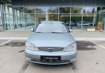 Подержанный автомобиль Ford Mondeo Sedan 2006 года (2 фото)