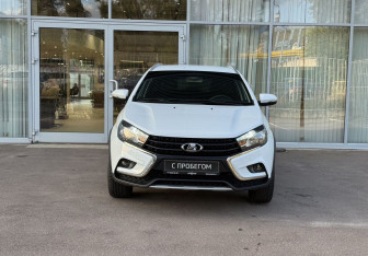 Подержанный автомобиль LADA (ВАЗ) Vesta Wagon 2019 года (2 фото)