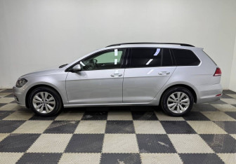 Подержанный автомобиль Volkswagen Golf Wagon 2019 года (8 фото)