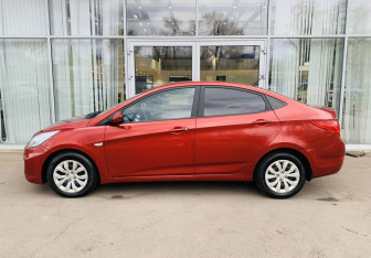 Подержанный автомобиль Hyundai Solaris Sedan 2014 года (8 фото)