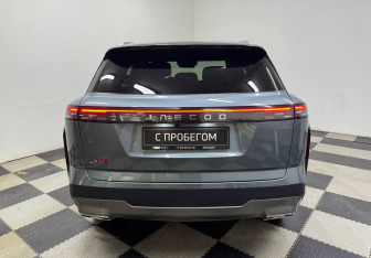 Подержанный автомобиль Jaecoo J7 2024 года (6 фото)