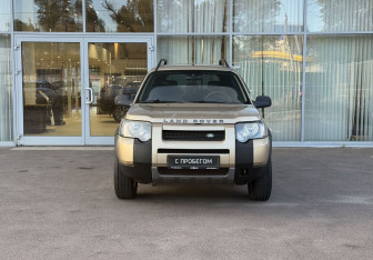Подержанный автомобиль Land Rover Freelander 2004 года (2 фото)