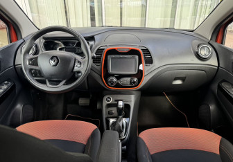 Подержанный автомобиль Renault Kaptur 2016 года (9 фото)
