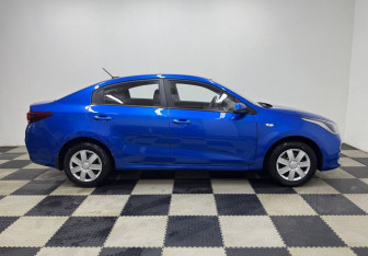 Подержанный автомобиль Kia Rio Sedan 2018 года (4 фото)