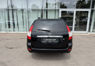 Подержанный автомобиль LADA (ВАЗ) Priora Wagon 2013 года (6 фото)