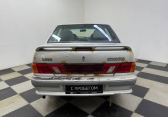 Подержанный автомобиль LADA (ВАЗ) 2115 2007 года (6 фото)