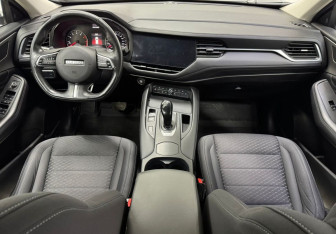 Подержанный автомобиль Haval F7 2022 года (10 фото)