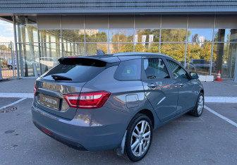 Подержанный автомобиль LADA (ВАЗ) Vesta Wagon 2021 года (5 фото)