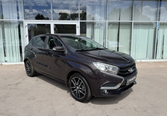 Подержанный автомобиль LADA (ВАЗ) XRAY 2017 года (3 фото)