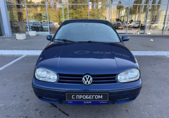 Подержанный автомобиль Volkswagen Golf Hatchback 1999 года (2 фото)