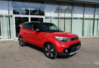 Подержанный автомобиль Kia Soul 2017 года (3 фото)