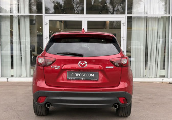 Подержанный автомобиль Mazda CX-5 2016 года (6 фото)