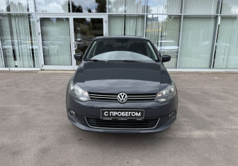 Подержанный автомобиль Volkswagen Polo Sedan 2011 года (2 фото)