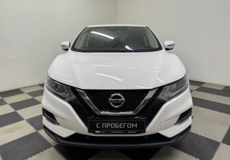 Подержанный автомобиль Nissan Qashqai 2019 года (2 фото)