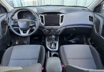 Подержанный автомобиль Hyundai Creta 2017 года (9 фото)