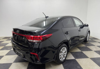 Подержанный автомобиль Kia Rio Sedan 2017 года (5 фото)