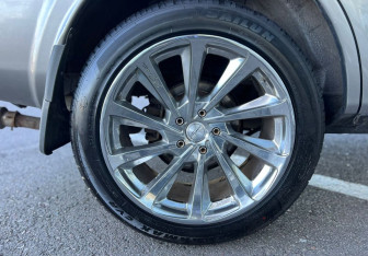 Подержанный автомобиль Nissan X-Trail 2005 года (12 фото)